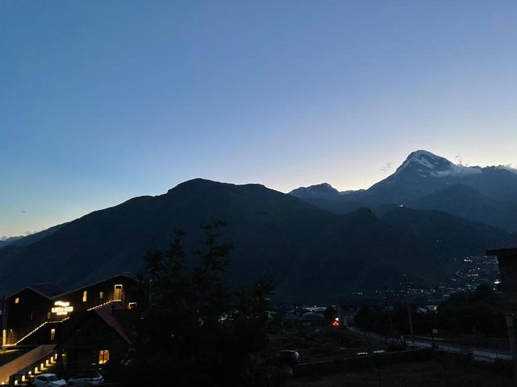 Jamarjeti Hotel Kazbegi Exterior photo